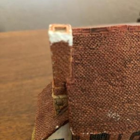 CROWN INN BY LILLIPUT LANE - Picture 6 of 7